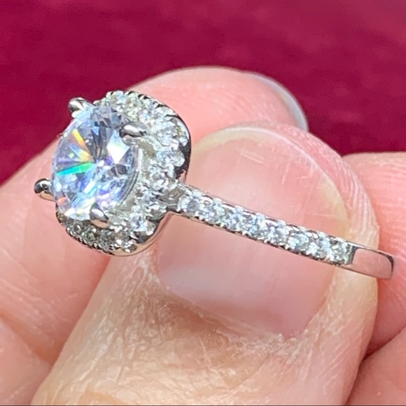 1 Carat Solitaire CZ Ring Size 7 - Picture 6 of 17